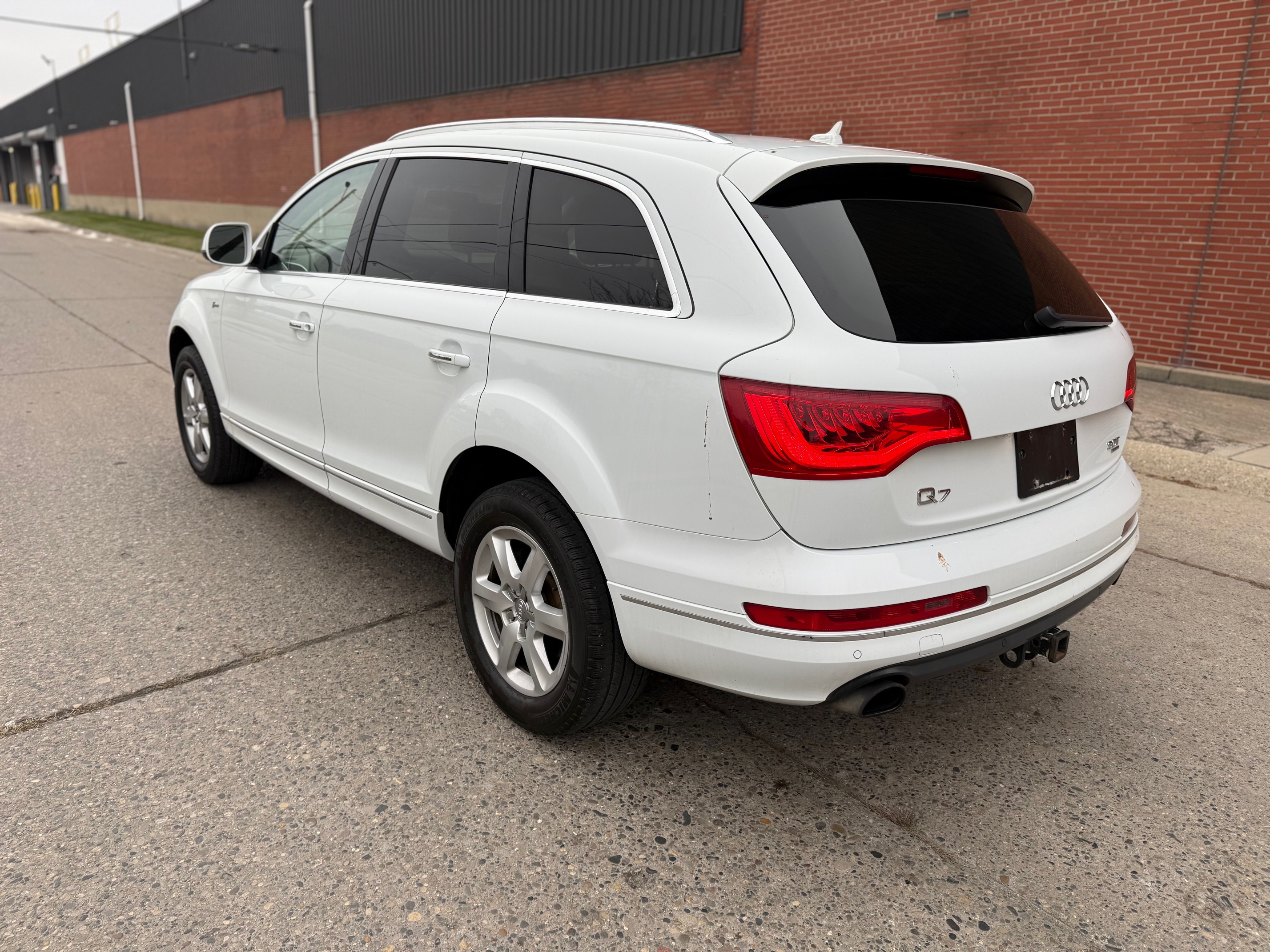 Used 2015 Audi Q7 3.0T Premium AWD/4WD image 4