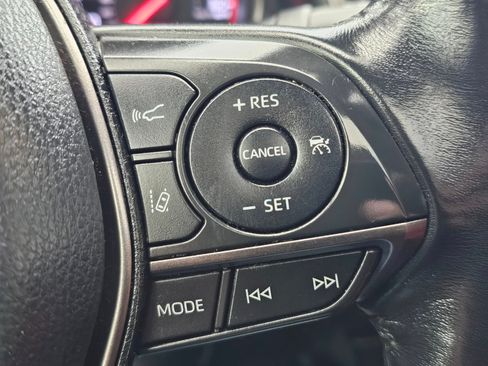 Used 2021 Toyota Camry XSE image 13