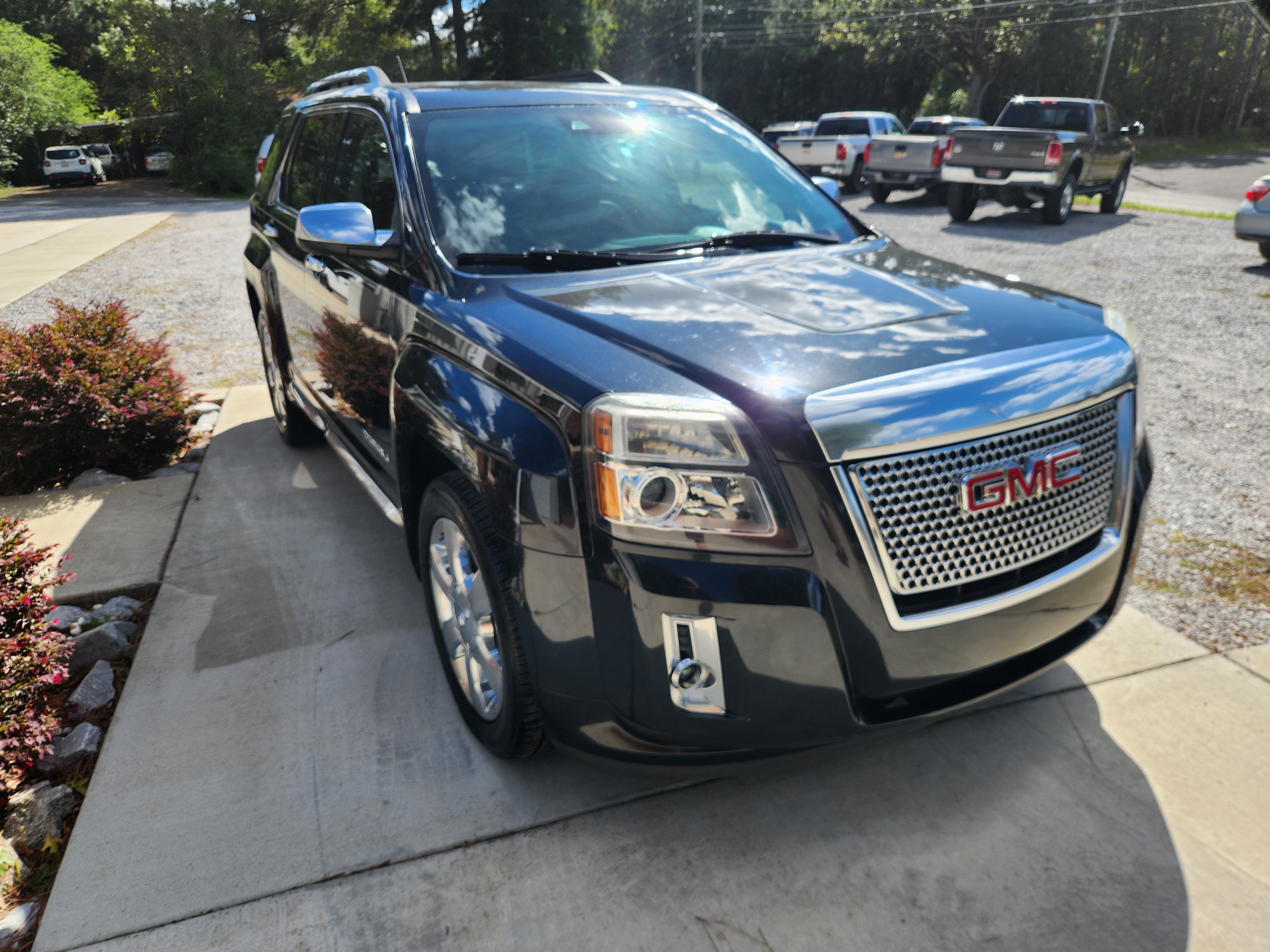 Used 2013 GMC Terrain FWD Denali image 4
