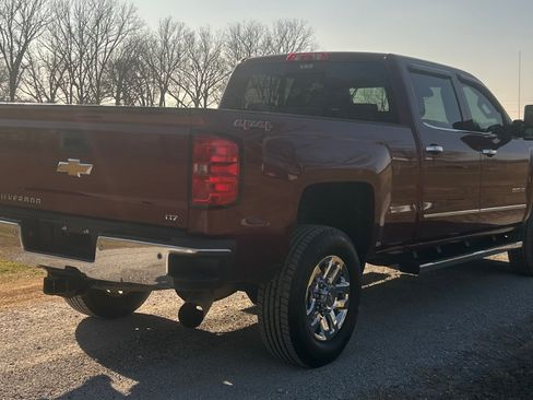 Used 2015 Chevrolet Silverado 2500 LTZ image 6
