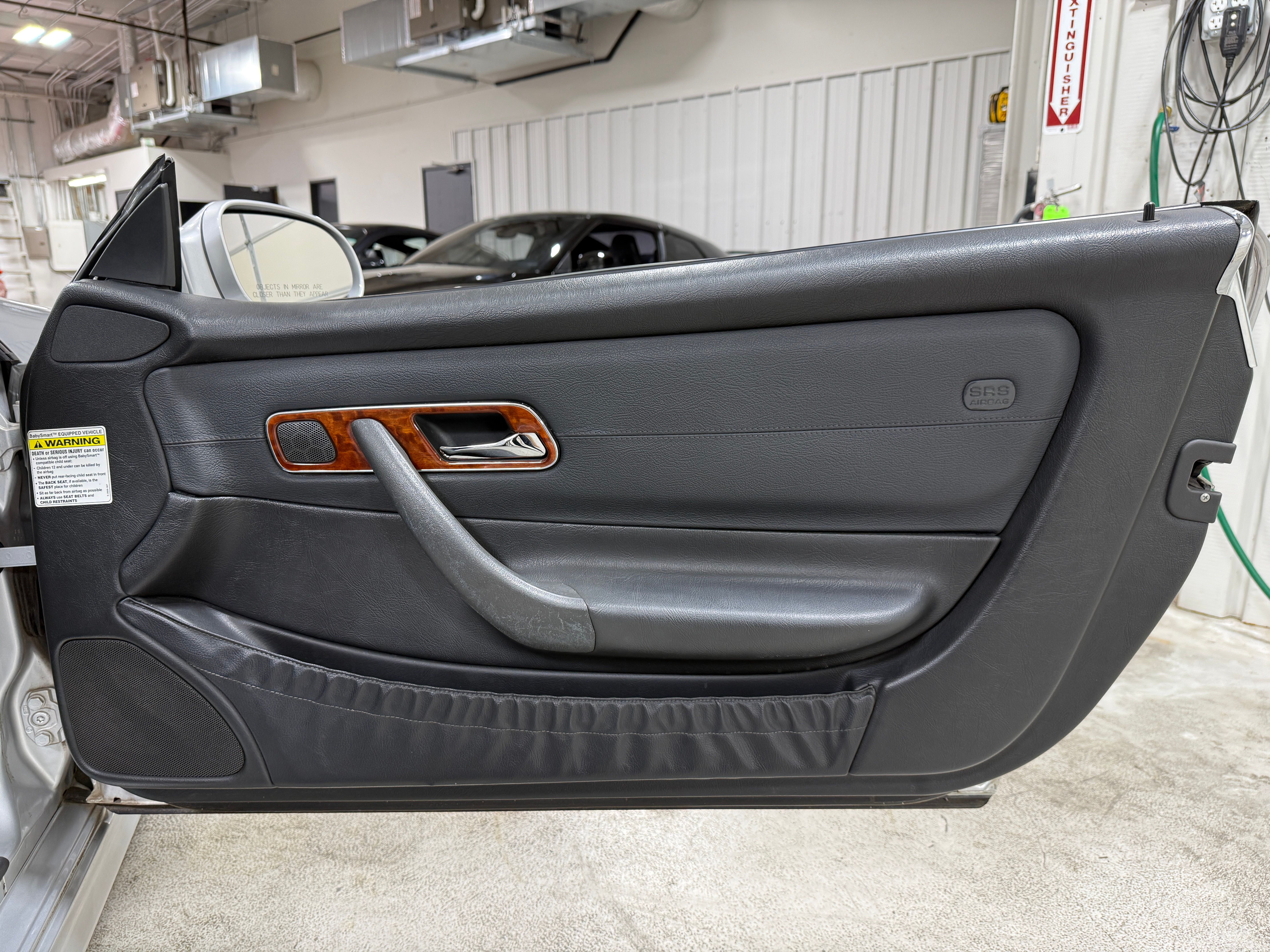 Used 2001 Mercedes-Benz SLK 320 image 23