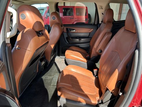 Used 2017 Chevrolet Traverse Premier image 10