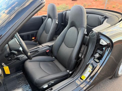 Used 2009 Porsche 911 Cabriolet image 16