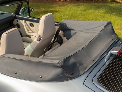 Used 1992 Porsche 911 Cabriolet image 36