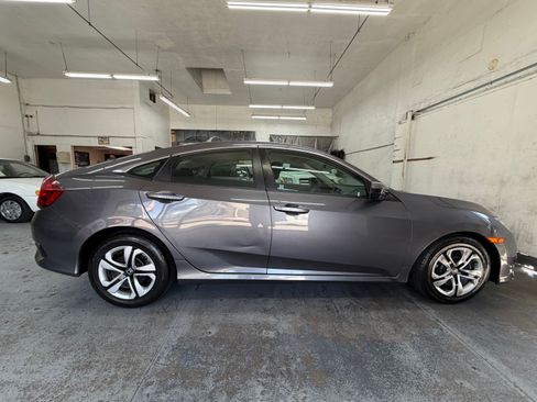 Used 2016 Honda Civic LX Sedan image 3