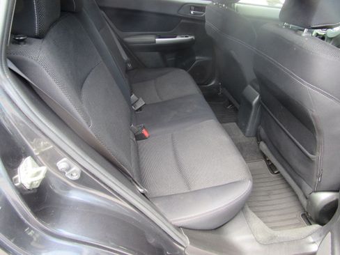 Used 2015 Subaru XV Crosstrek 2.0i Premium AWD/4WD image 16