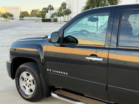 Used 2008 Chevrolet Silverado 1500 LT image 32