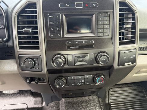 Used 2022 Ford F250 4x4 SuperCab Super Duty image 15