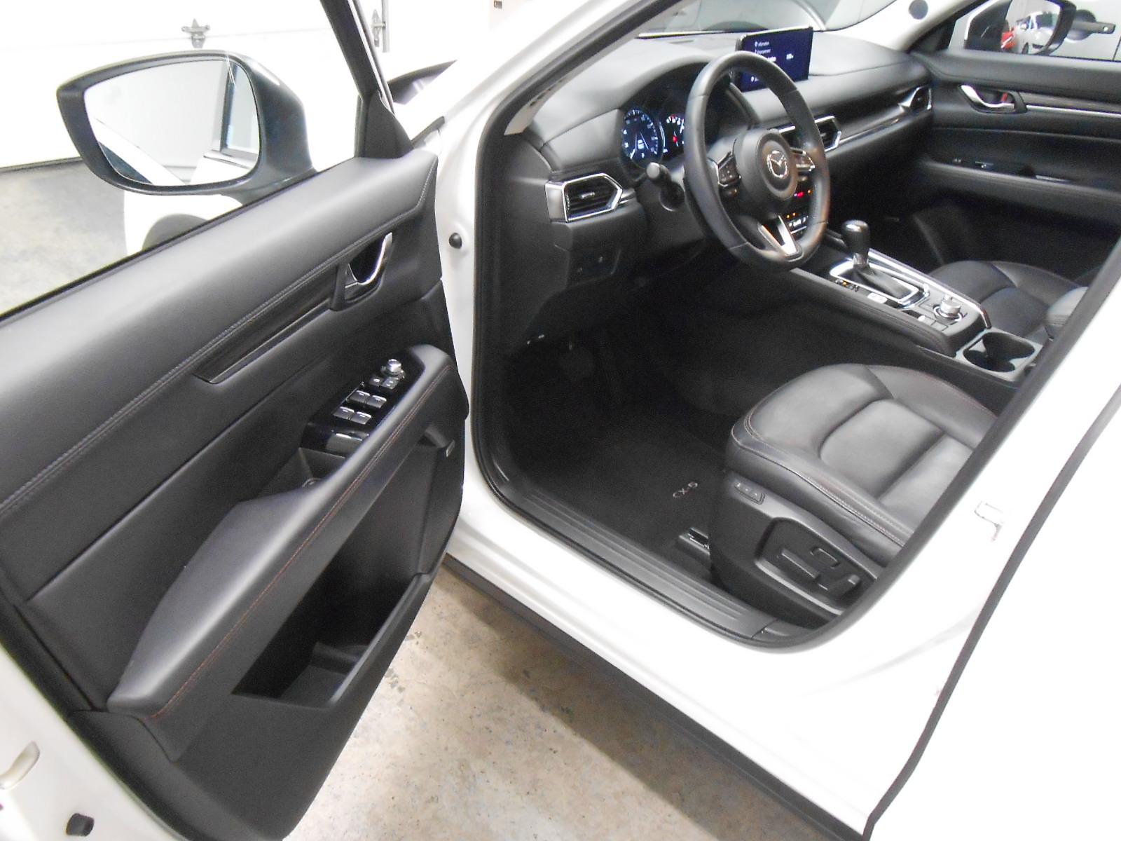 Used 2022 MAZDA CX-5 AWD 2.5 S w/ Premium Package image 10