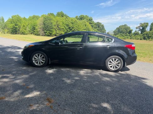 Used 2014 Kia Forte EX image 1