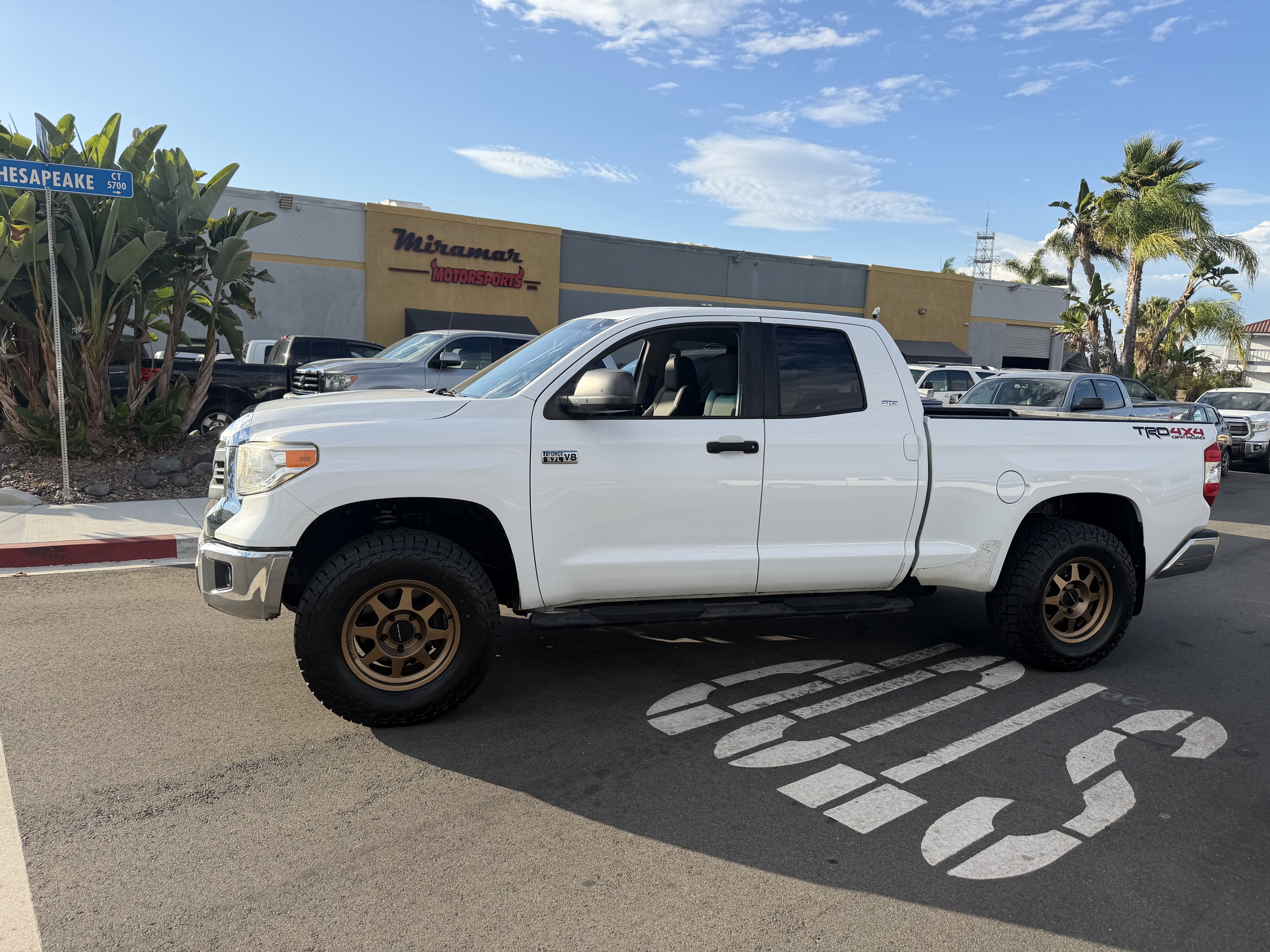Used 2015 Toyota Tundra 4x4 SR5 w/ TRD Off-Road Pkg image 20