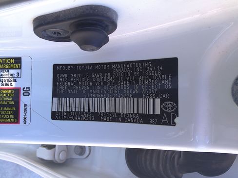 Used 2014 Toyota Corolla LE Premium FWD image 44