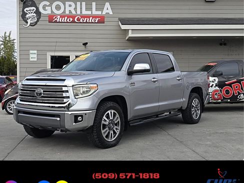 Used 2018 Toyota Tundra SR5 image 3