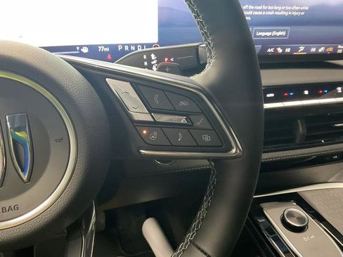 New 2025 Buick Enclave Preferred image 24