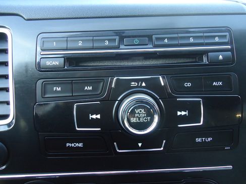 Used 2013 Honda Civic LX image 15