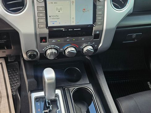 Used 2021 Toyota Tundra image 10