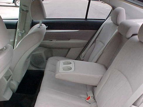 Used 2014 Subaru Legacy 2.5i image 9