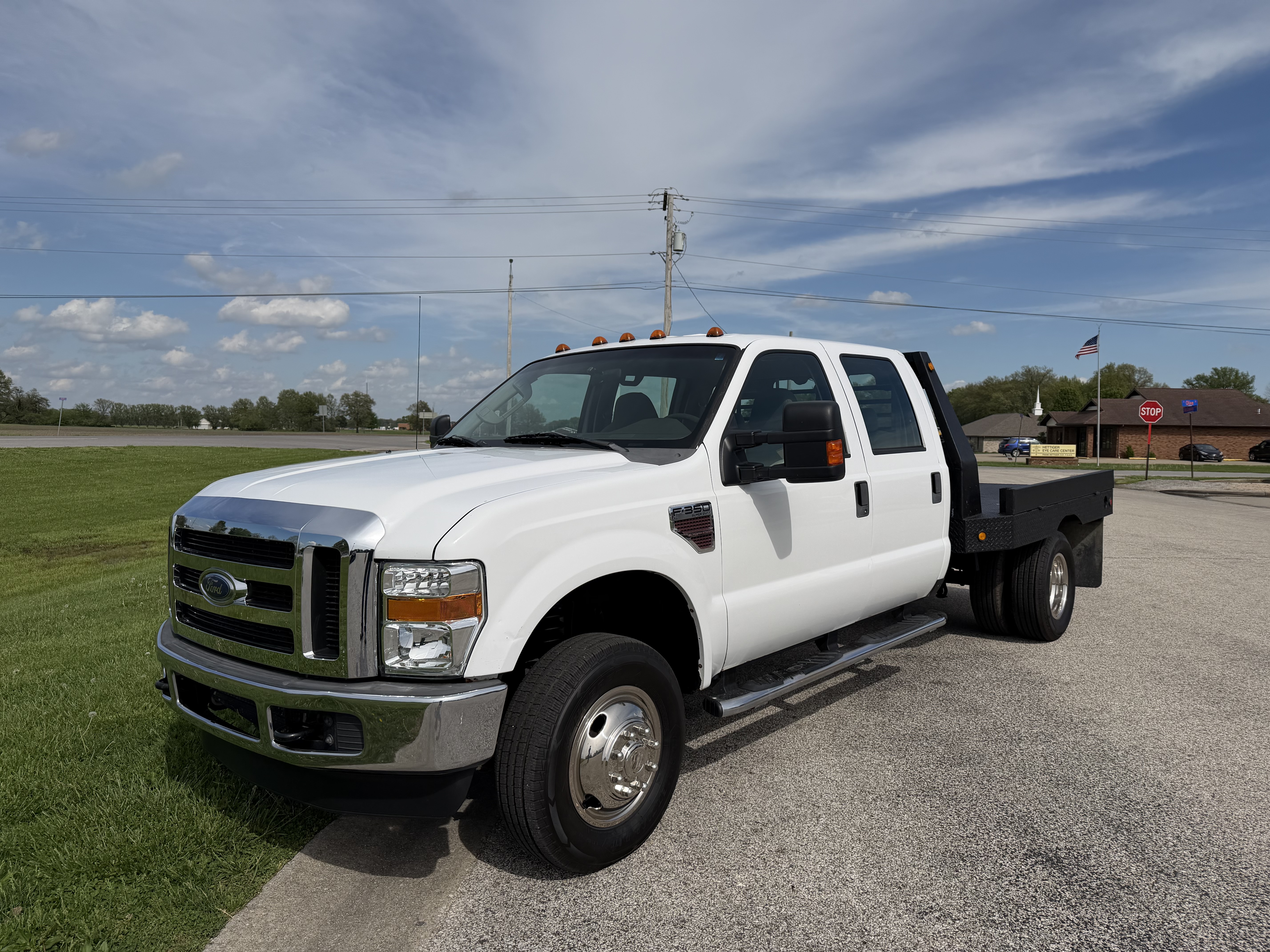 Used 2008 Ford F350 4x4 Crew Cab DRW Super Duty image 1