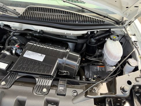 Used 2020 Chevrolet Express 2500 image 21