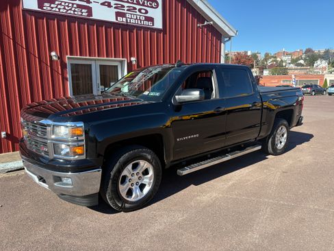 Used 2015 Chevrolet Silverado 1500 LT image 2