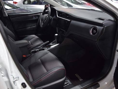 Used 2017 Toyota Corolla SE 50th Anniversary image 19