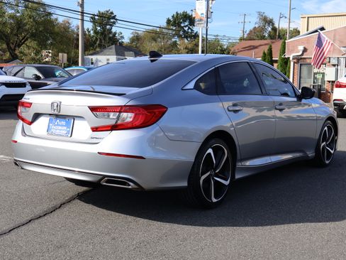 Used 2022 Honda Accord Sport image 8
