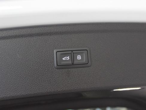 Used 2023 Audi SQ5 Premium Plus image 41