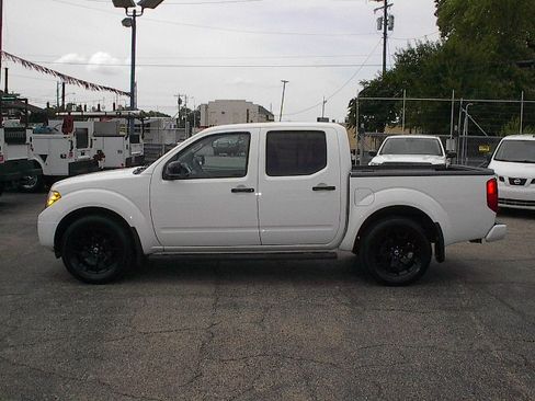 Used 2021 Nissan Frontier SV image 8
