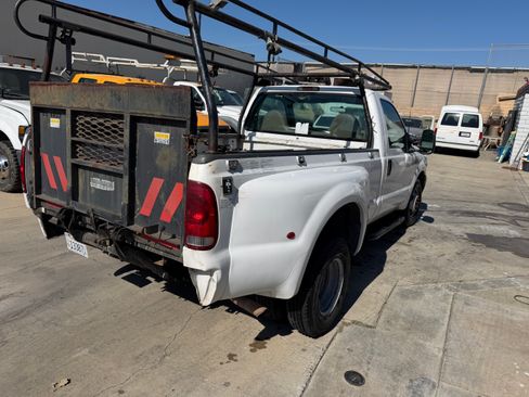 Used 2000 Ford F350 2WD Regular Cab DRW Super Duty image 6
