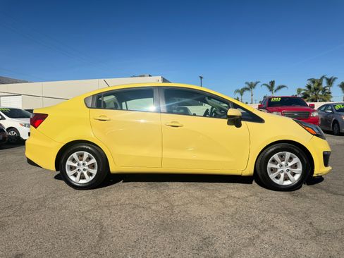 Used 2016 Kia Rio LX image 9