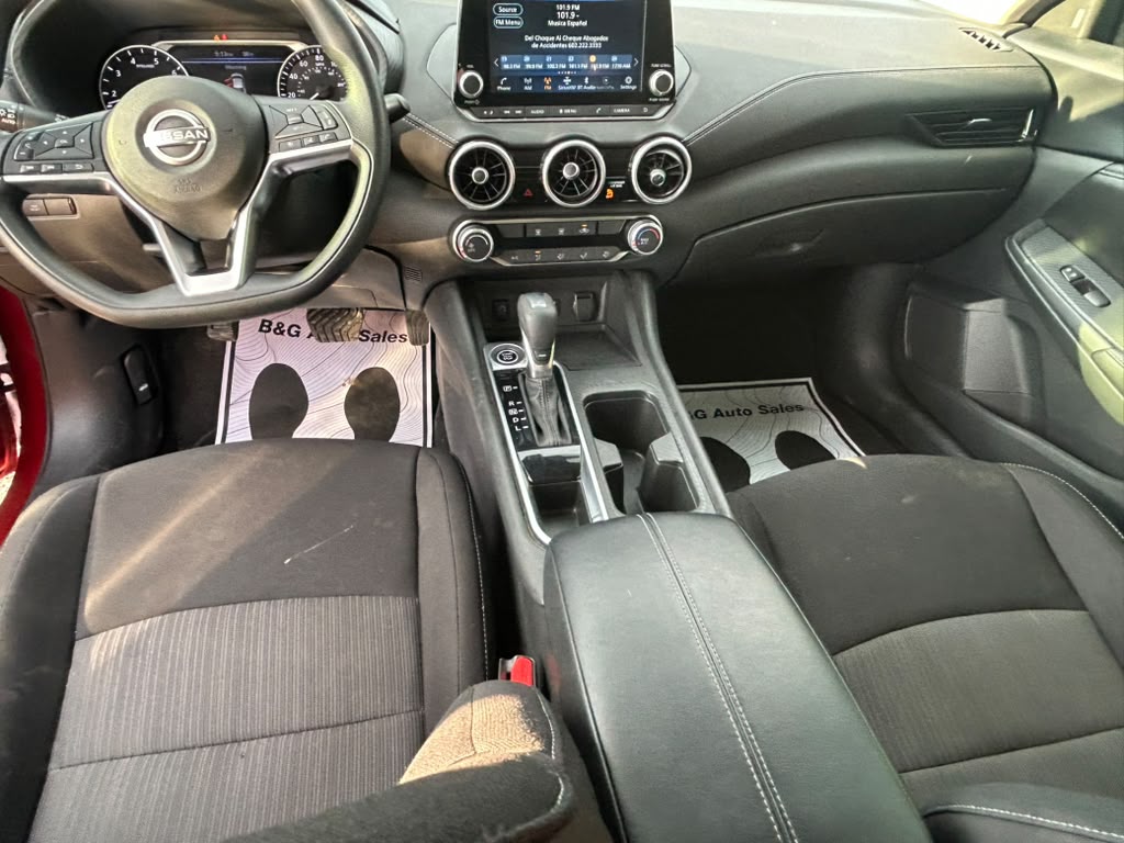 Used 2024 Nissan Sentra SV FWD image 11