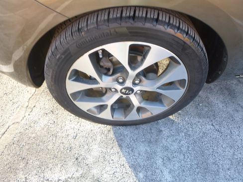 Used 2012 Kia Soul ! image 9