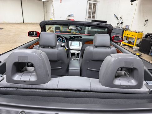 Used 2008 Toyota Solara SLE Convertible FWD image 28