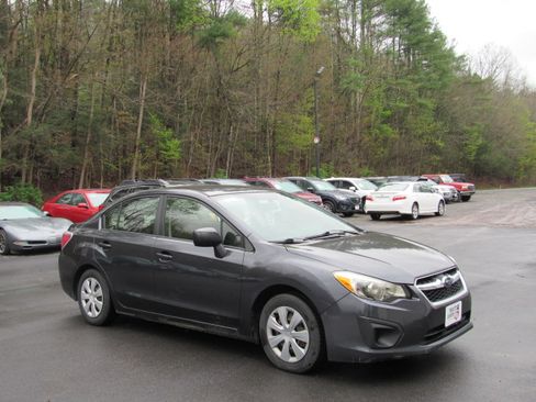 Used 2013 Subaru Impreza 2.0i Sedan AWD/4WD image 8