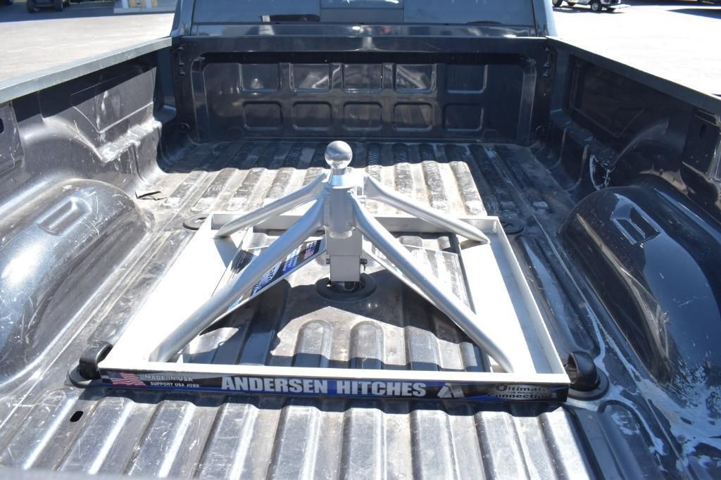Used 2017 RAM 3500 Laramie RWD image 22