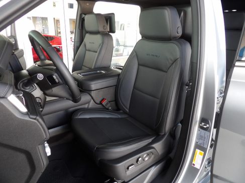 Used 2023 GMC Yukon 4WD Denali image 19