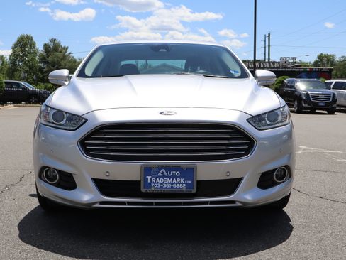 Used 2013 Ford Fusion Titanium FWD image 3