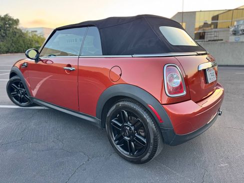 Used 2013 MINI Cooper Convertible FWD image 31