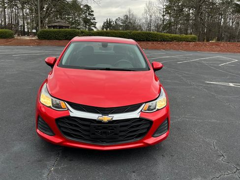 Used 2019 Chevrolet Cruze LS image 2