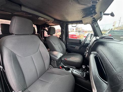 Used 2016 Jeep Wrangler Sport image 15
