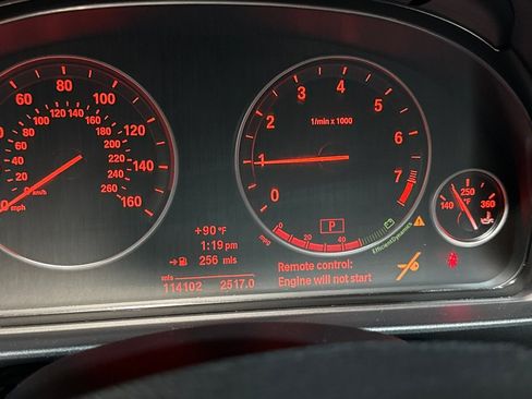 Used 2011 BMW 528i RWD image 11