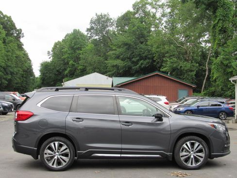 Used 2019 Subaru Ascent Limited 7-Passenger AWD/4WD image 10