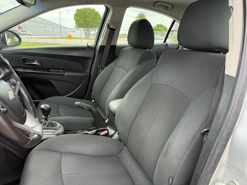 Used 2011 Chevrolet Cruze Eco FWD image 51