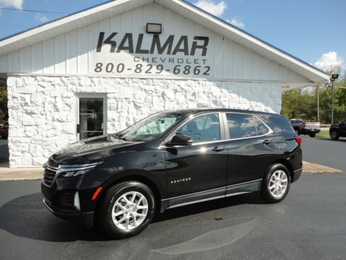 Used 2022 Chevrolet Equinox LT image 3