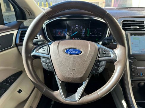 Used 2017 Ford Fusion Energi Platinum image 23