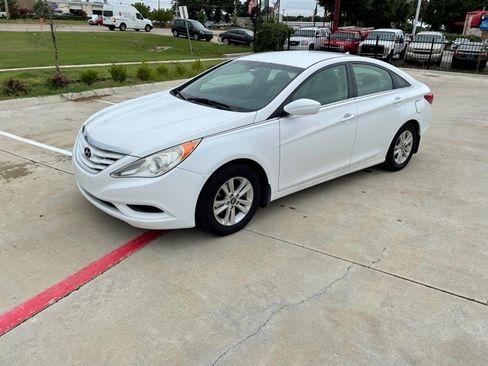 Used 2012 Hyundai Sonata GLS image 12