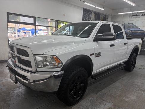 Used 2018 RAM 2500 Crew Cab Tradesman AWD/4WD image 2
