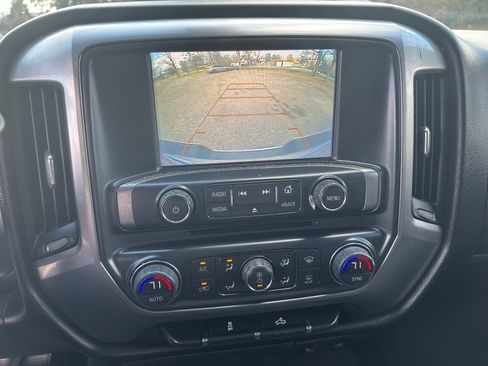 Used 2018 Chevrolet Silverado 1500 LT image 11