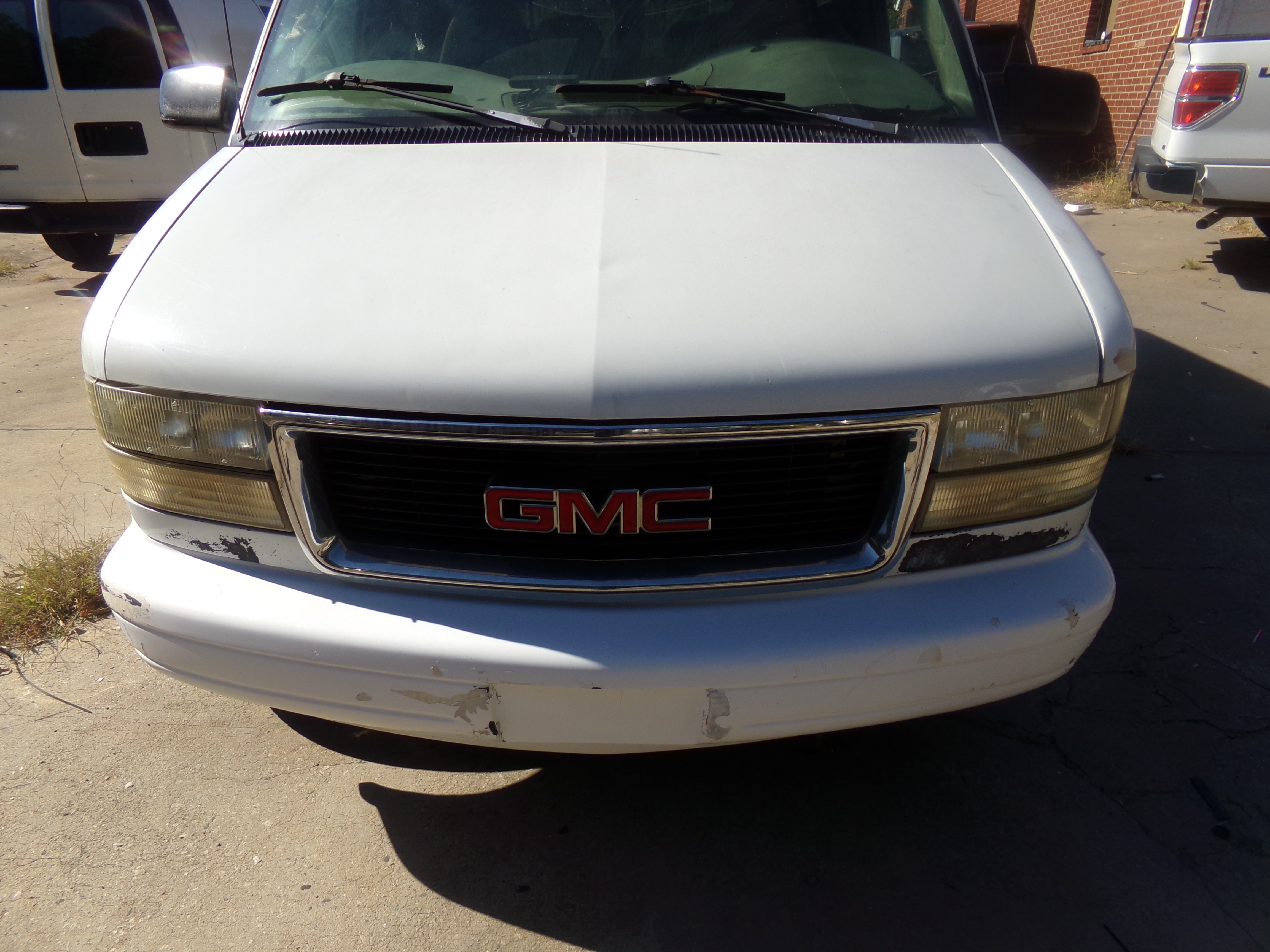 Used 1999 GMC Safari Passenger RWD image 8