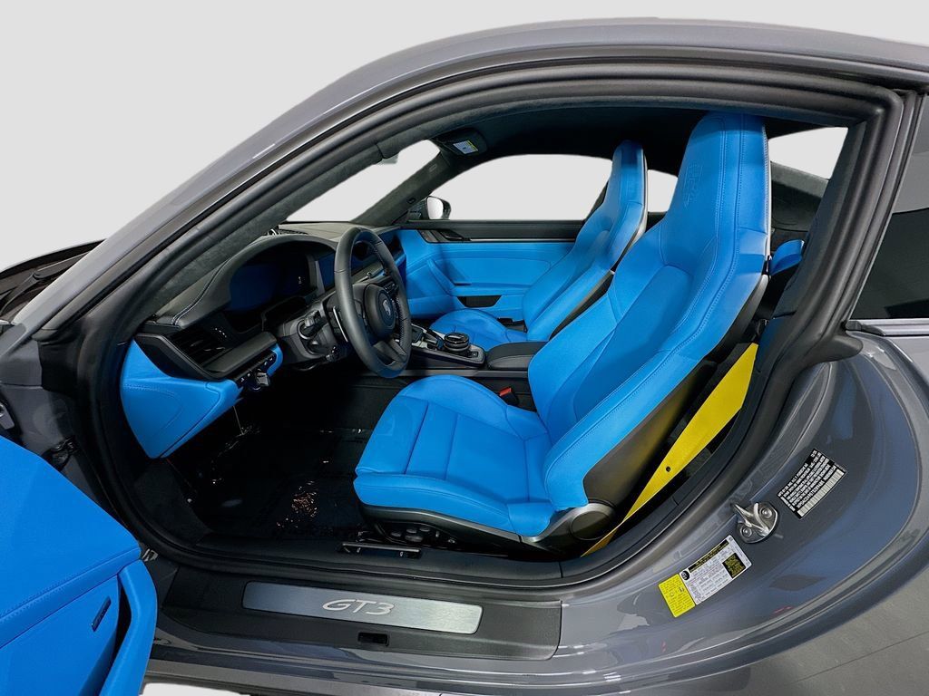 New 2026 Porsche 911 GT3 RWD image 5
